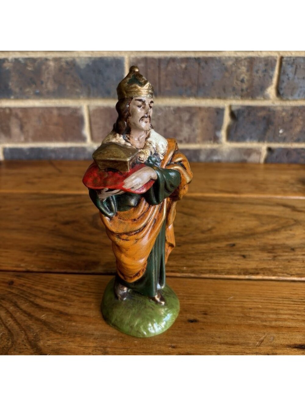 Vintage 1970s Atlantic Mold Nativity King Wise Man With Gold Gift